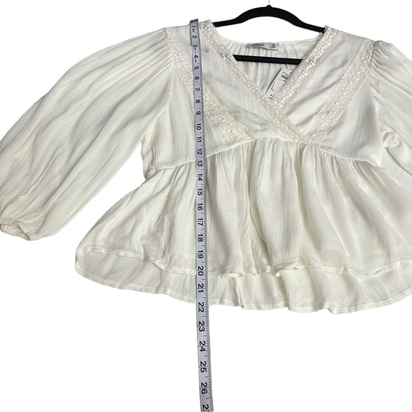 NWT! Hollister White V-neck Long Sleeve Peasant Top Size S - Picture 7 of 10